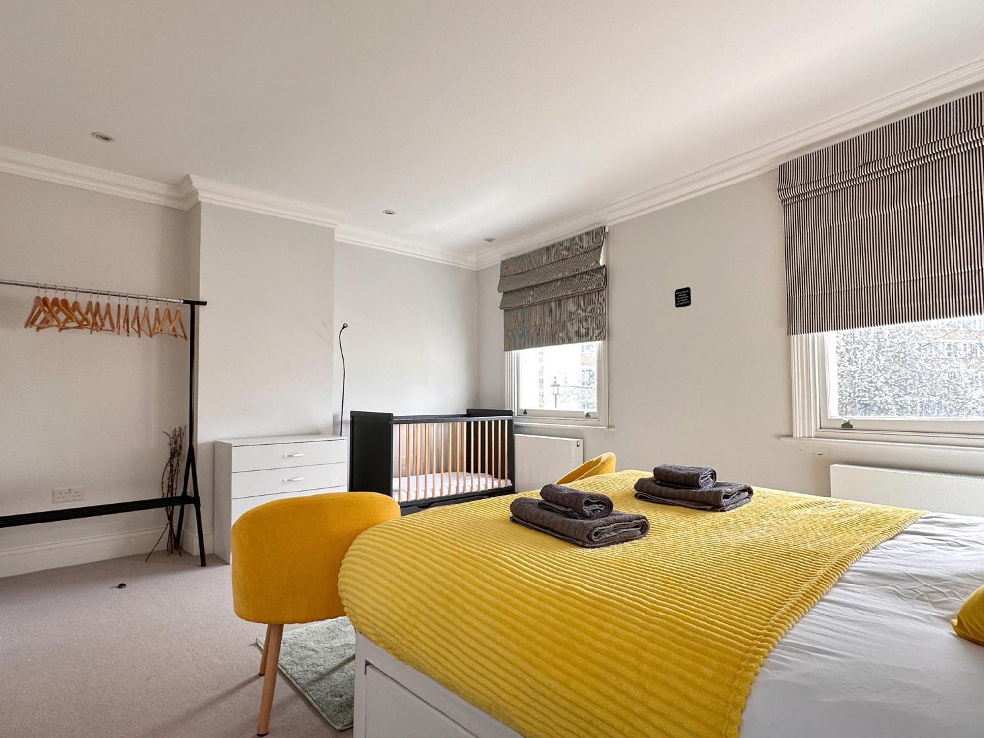 Spacious And Cosy 3Brs 5F House In Heart Of Londra Esterno foto