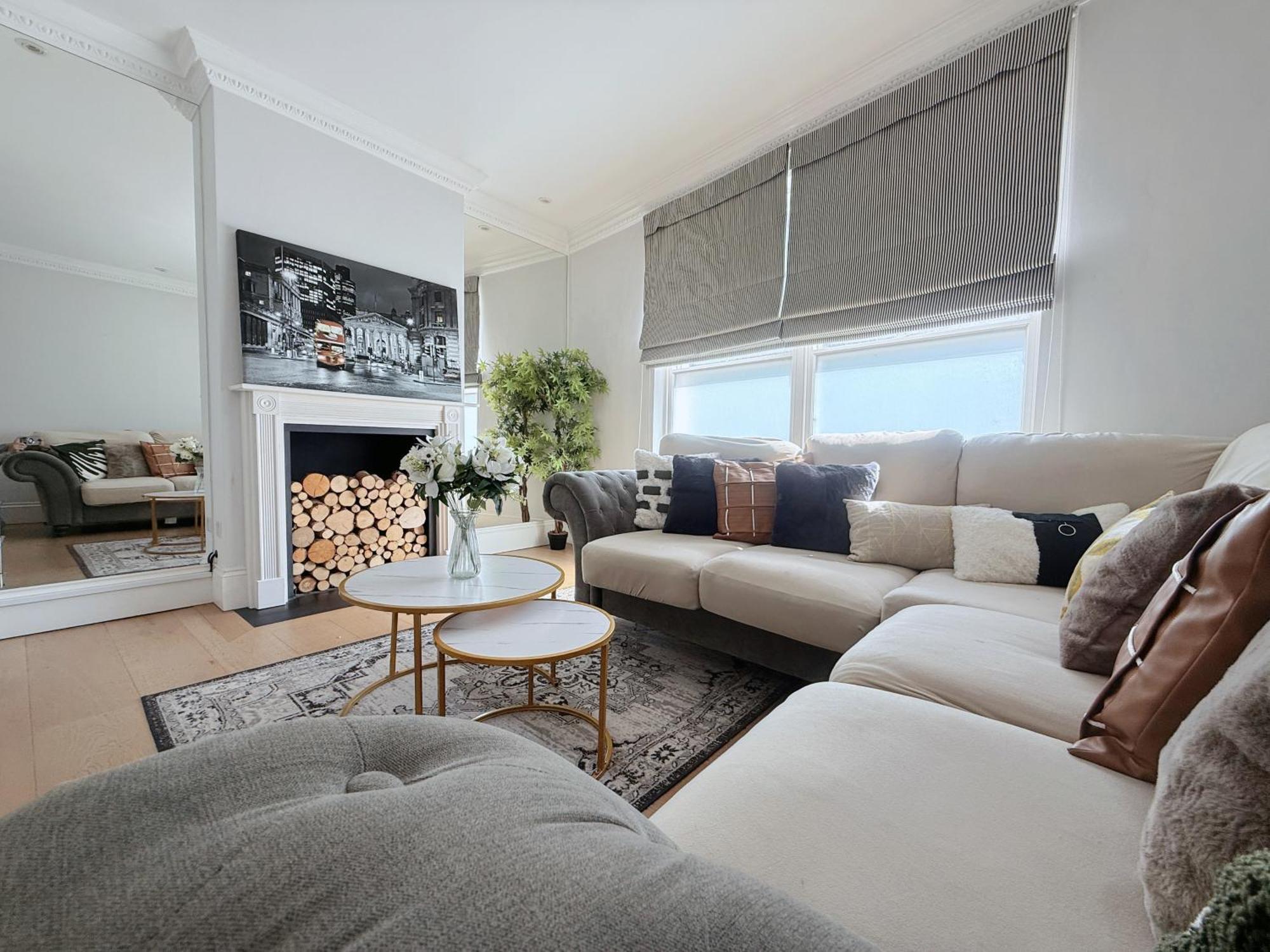 Spacious And Cosy 3Brs 5F House In Heart Of Londra Esterno foto